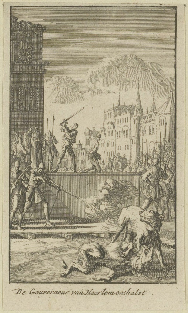 Eine Zeichnung zeigt einen Mann, der von einem Hund angegriffen wird, während eine Menge mit Waffen zusieht; Gebäude und Himmel sind im Hintergrund mit Text unten.